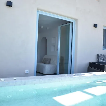 Panthea Santorini - Private Pool