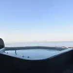 Panthea Santorini - Private Pool Vourvoúlos