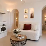 Apartment Panthea Santorini - Private Pool