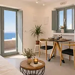Apartment Panthea Santorini - Private Pool *