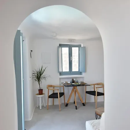 Apartment Panthea Santorini - Private Pool *