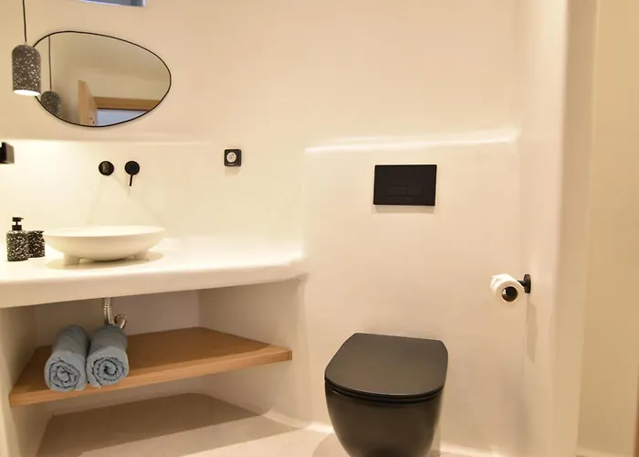 Panthea Santorini - Private Pool Apartment